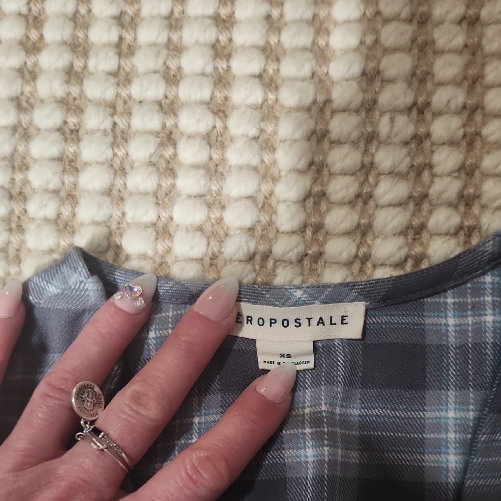 Aeropostale Blue Plaid Cropped Fitted Casual Preppy Xs Button-Up Vest - Picture 2 of 3